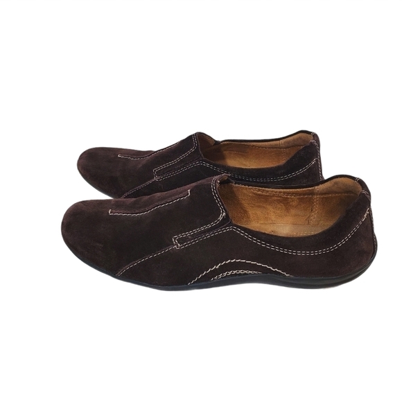 Naturalizer Fadrina Brown Suede Slip On Loafers - Picture 2 of 8